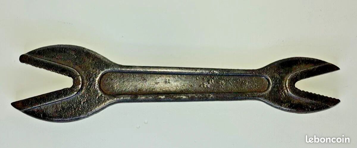 Clé Universelle Alligator Ancienne - Outil De Garage Atelier, Acier, Occasion