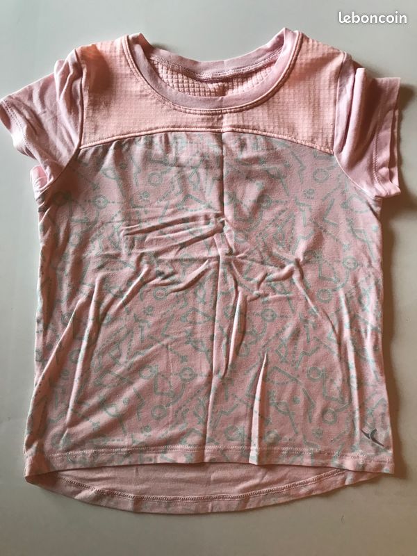 Teeshirt decathlon 6 ans (image 1)