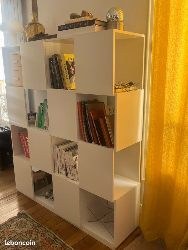 Bibliothèque design blanche à compartiments (image 4)