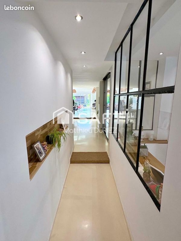 Maison 8 pièces 180 m² · à Téteghem-Coudekerque-Village · 180 m² · 359 000 €
