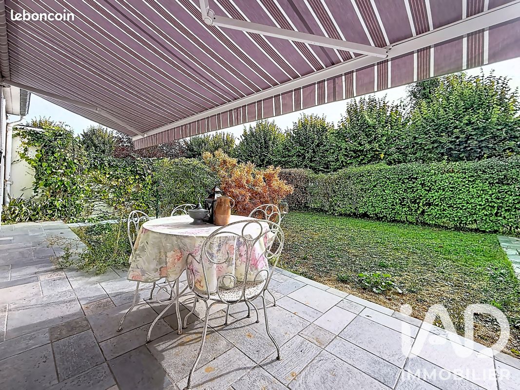 Maison 6 pièces 130 m² · à Égly · 130 m² · 279 900 €
