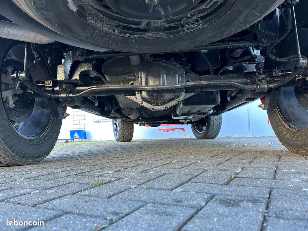 Jeep GLADIATOR High Altitude 3.6 V6 290 ch – BVA – 4x4 – Cuir Nappa – ACC – 32 100 km (image 18)