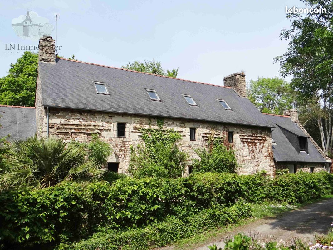 Maison 8 pièces 380 m² · à Moëlan-sur-Mer · 380 m² · 832 000 €