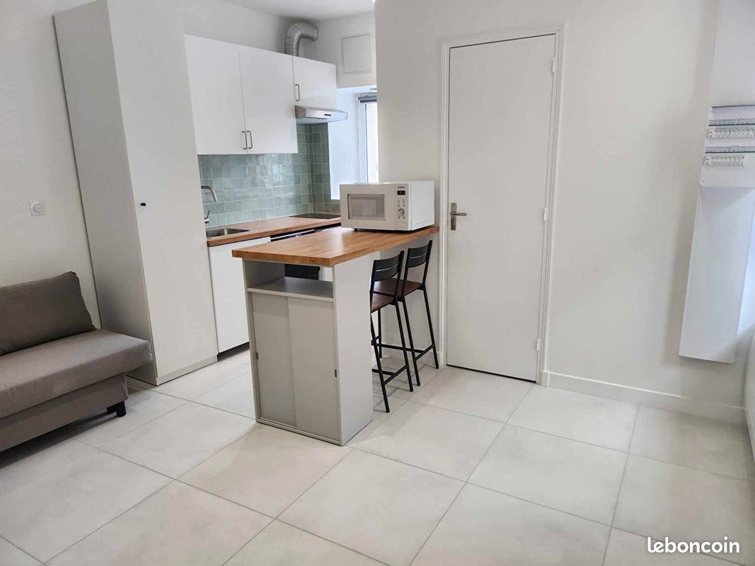 Appartement 1 pièce(s) 19 m²à louer Longjumeau