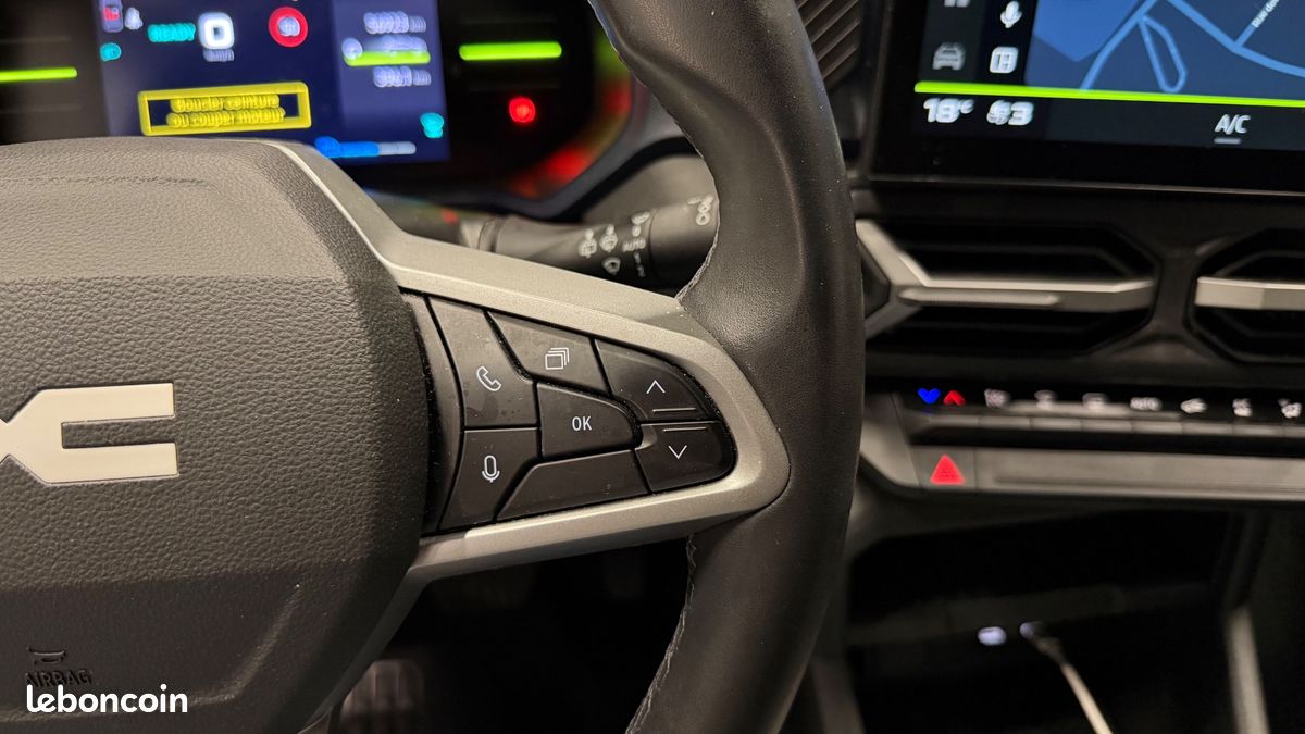 DACIA DUSTER 1.6 140CH 95 FULL-HYBRID JOURNEY 4X2 BVa (image 24)