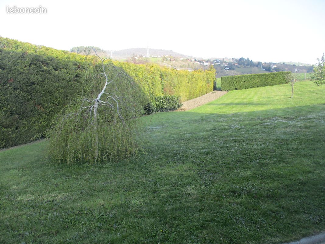 Vente terrain constructible · à Saint-Chamond · 67 000 €
