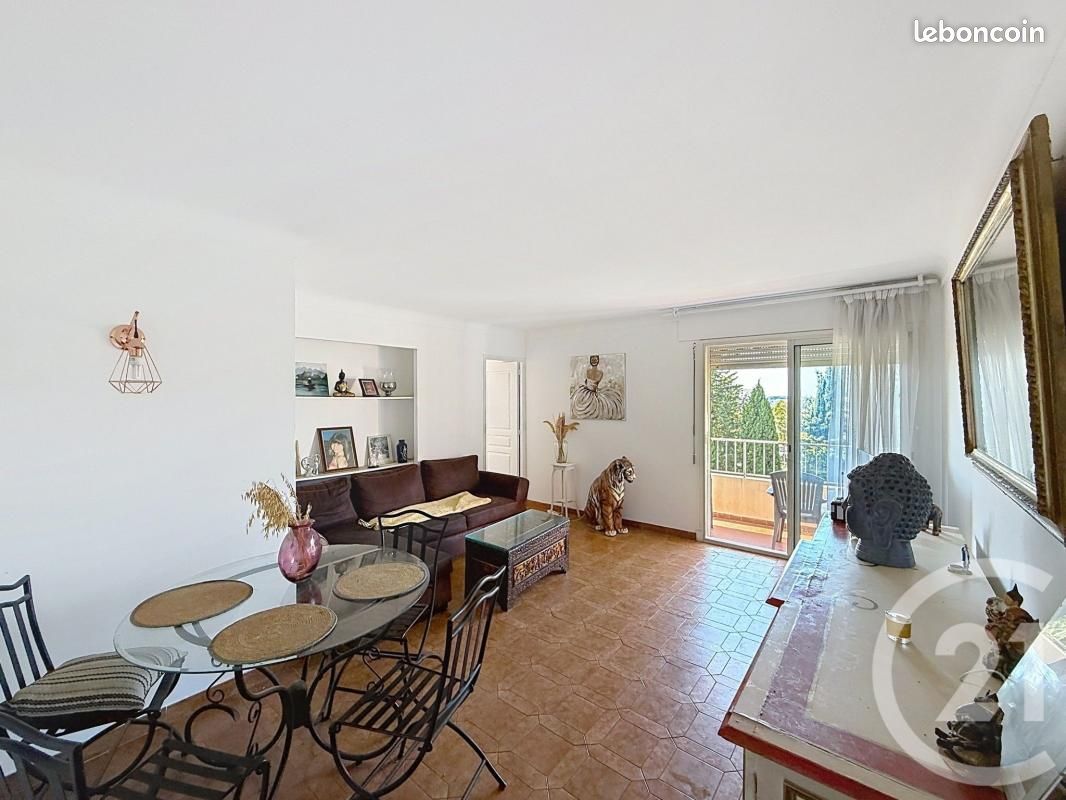 Appartement 3 pièces 62 m² · à Antibes · 62 m² · 318 000 €