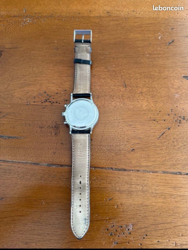 Montre Armani Classic chronograph (image 2)