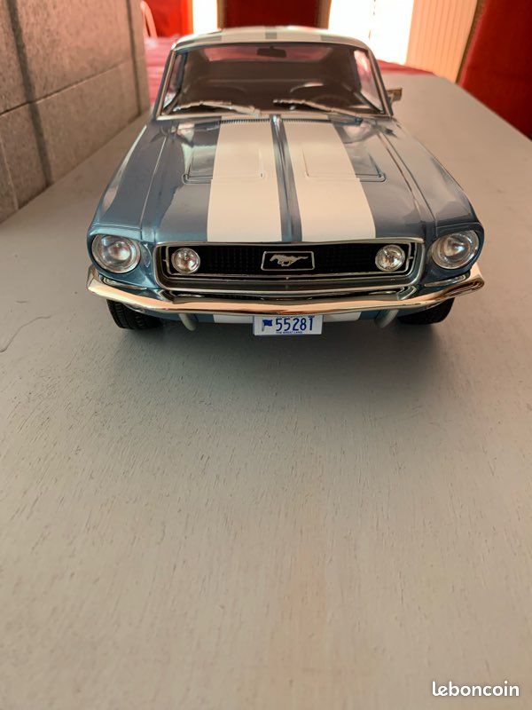 Ford Mustang Fastback GT 1968 Bleu Clair Métallisé 1/12