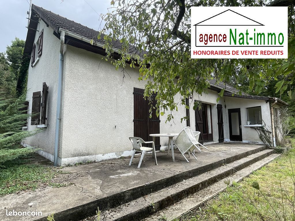 Maison 6 pièces 245 m² · à La Selle-en-Hermoy · 245 m² · 149 000 €