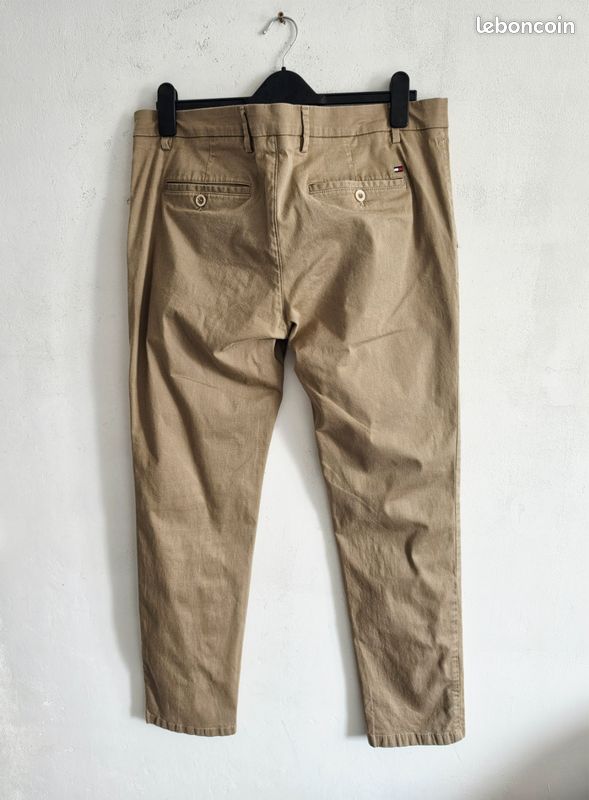 Pantalon chino Tommy Hilfiger beige coupe droite, léger et doux, poche latérales taille 44/46 (image 4)