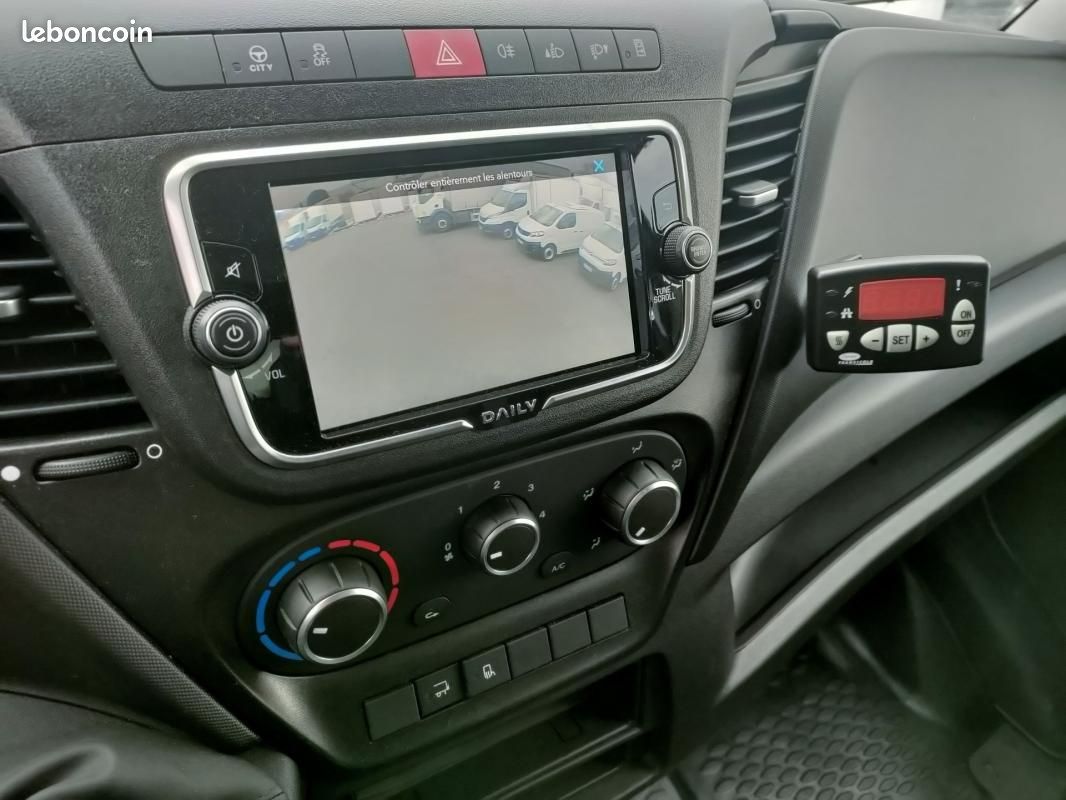 Iveco Daily CHASSIS CABINE FRIGO 12M3 160 CV ROUES JUMELEES HAYON CAISSE CAZAUX GROUPE THERMOKING... (image 11)