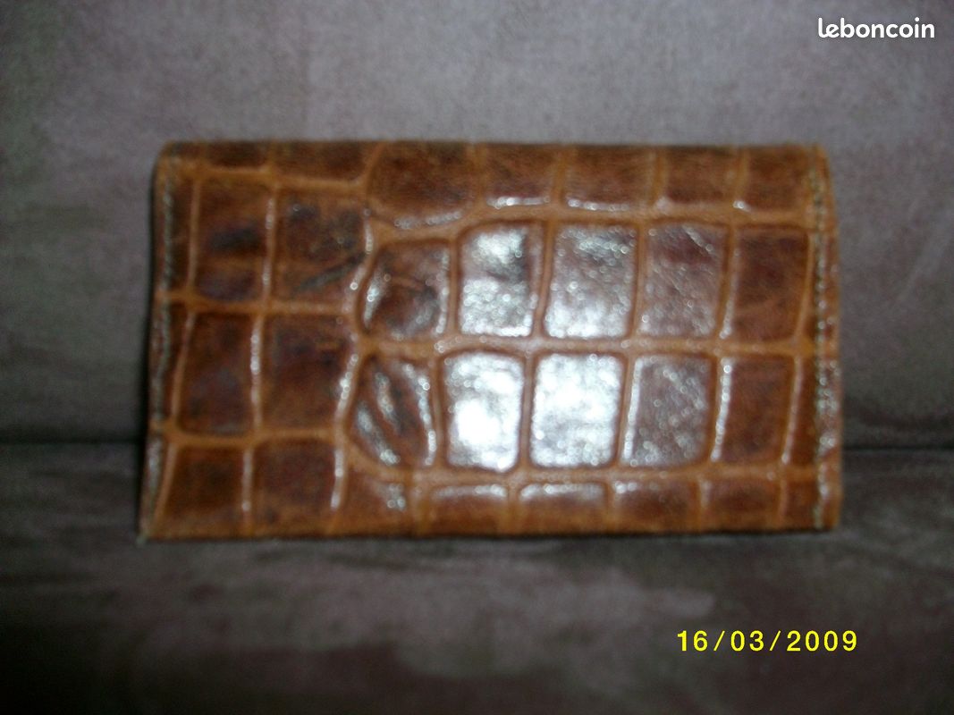 Portefeuille en cuir souple (image 1)