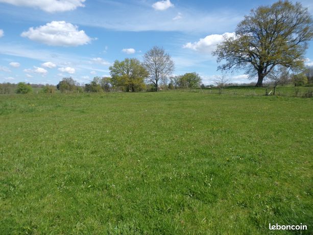 Terrain constructible 1764m² Thiviers
