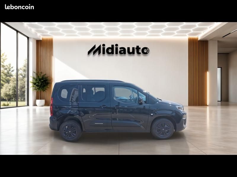 Citroen Berlingo Van XL 950kg BlueHDi 130ch S&S EAT8 Pack Premium Connect (image 8)