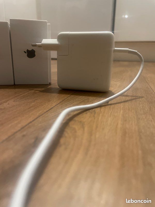 Chargeur Mac Pro (image 1)