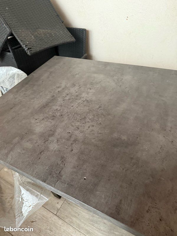 Table à manger (image 2)