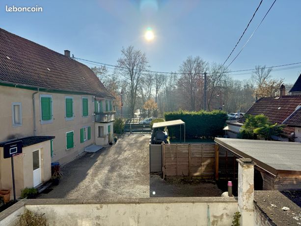 https://img.leboncoin.fr/api/v1/lbcpb1/images/2a/27/94/2a2794218dd32e80fd7d510fb341baa339216002.jpg?rule=ad-image