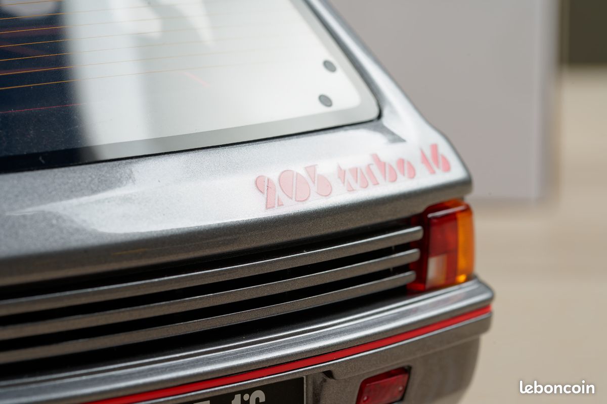 Peugeot 205 Turbo 16 : 314 500 € pour un modèle quasi-neuf, record de