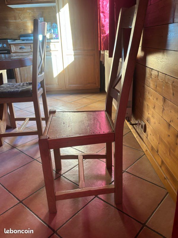 Vend chaises en chêne (image 3)