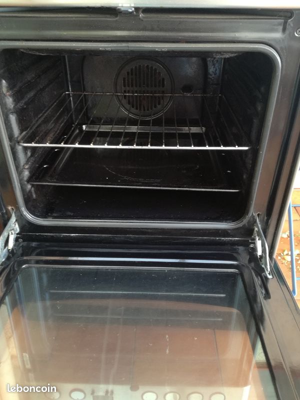 Cuisinière ariston hot point (image 3)