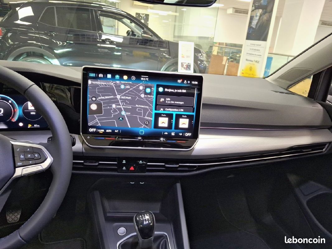 VOLKSWAGEN Golf 2.0 TDI 116 BVM6 Life Plus (image 12)