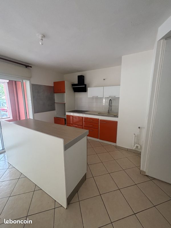 Appartement 3 pièces 68 m² · à Les Abymes · 68 m² · 903 €/mois