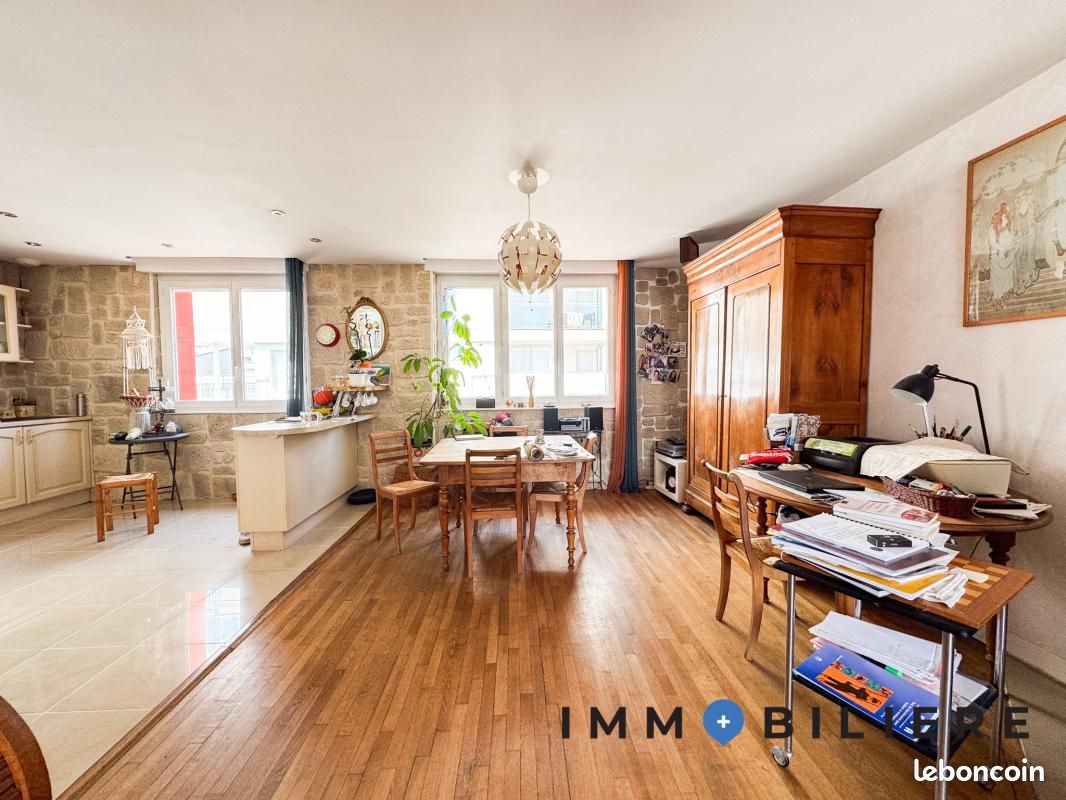 Maison 7 pièces 170 m² · à Lorient · 170 m² · 393 750 €