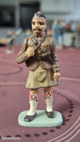 Figurine 1/32 CBG MIGNOT - Auto-mitrailleuse Et Soldats Marins - Base Plomb (occasion)