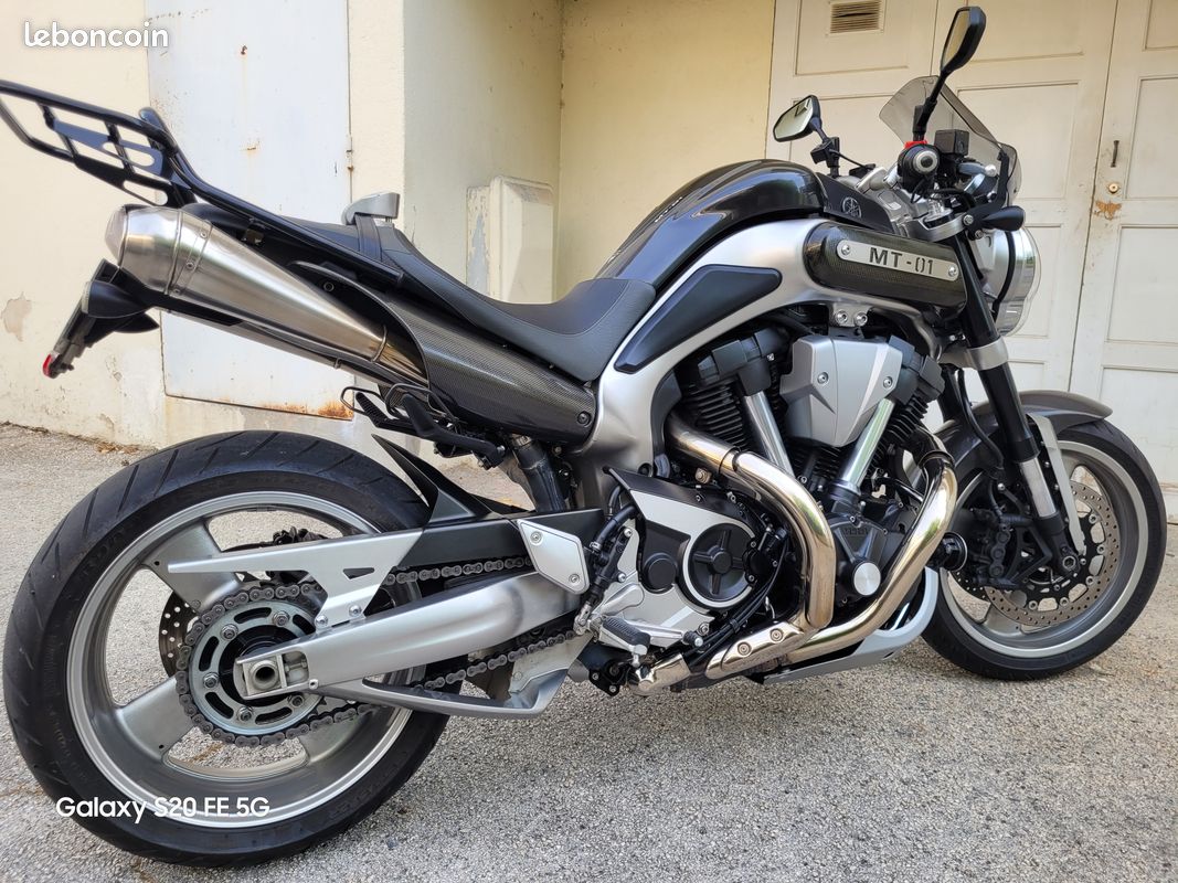 Yamaha MT01 (image 3)