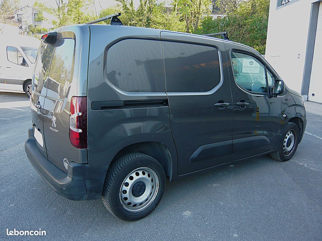 PEUGEOT PARTNER III 1.5 BlueHDi 130cv L1 EAT8 - 2019 - 190 000kms - DISTRIBUTION NEUVE (image 4)