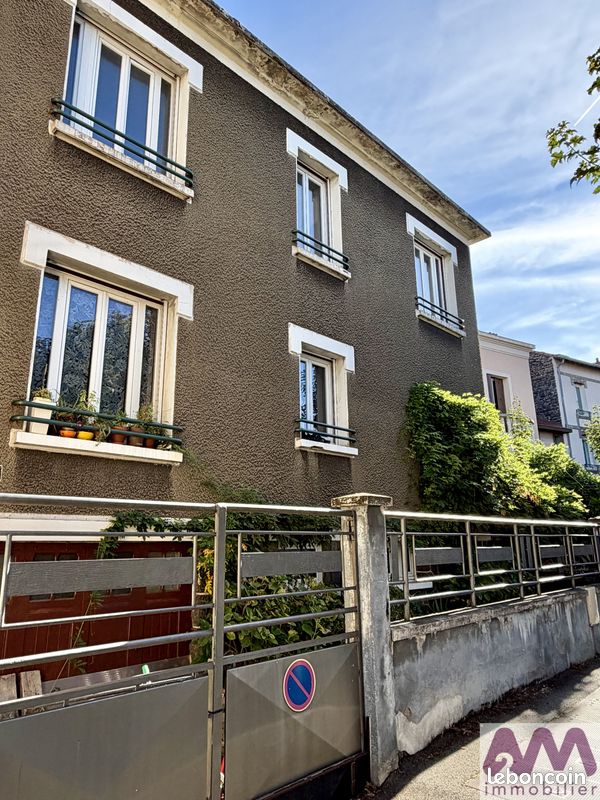 Appartement 5 pièces 122 m² · à Clermont-Ferrand · 122 m² · 874 €/mois