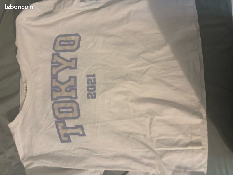 Tee shirt tokyo taille L (image 1)