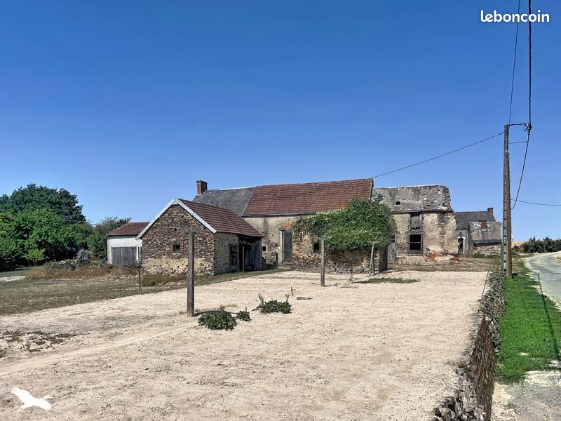 Maison 2 pièces 50 m² · à Saint-Priest-la-Marche · 50 m² · 45 000 €