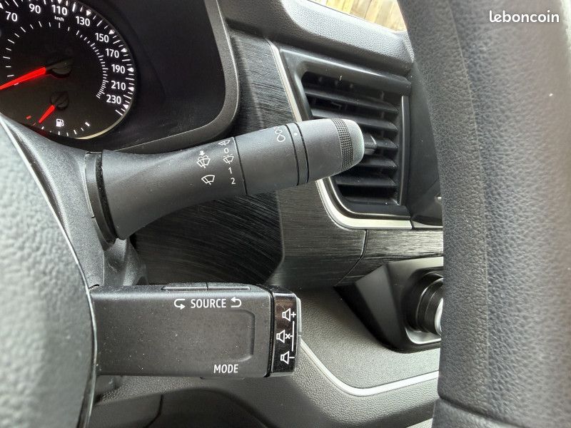 Renault TRAFIC III FG L1H1 3T 2.0 BLUE DCI 130CH GRAND CONFORT - SUIVI RENAULT (image 17)
