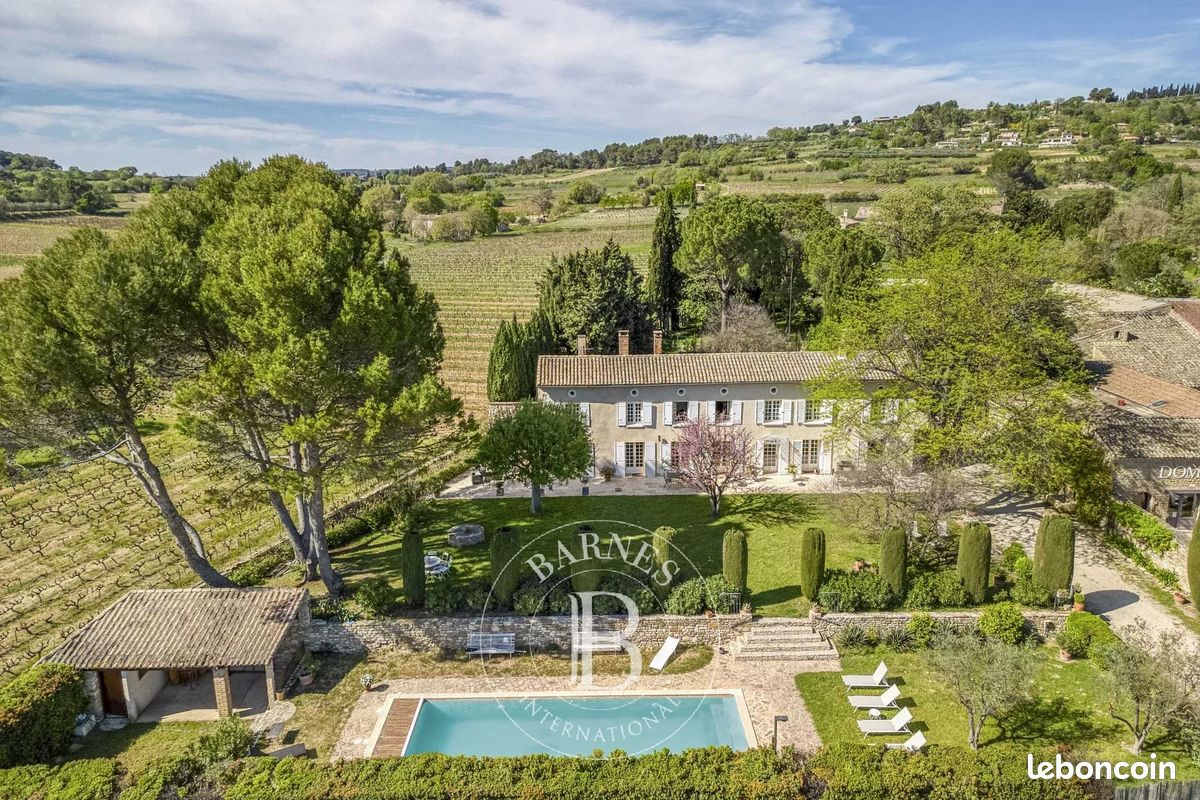 Maison 380 m² · à Vaison-la-Romaine · 380 m² · 1 280 000 €