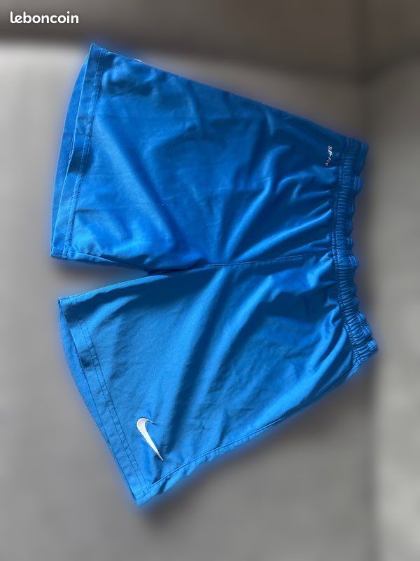 Short de football Nike (image 1)