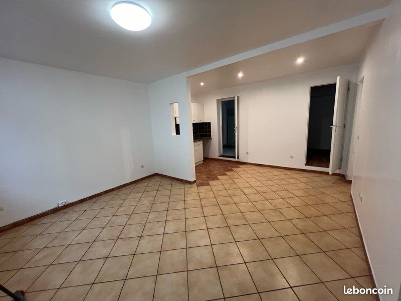 Appartement 2 pièces 35 m² · à Pont-Sainte-Maxence · 35 m² · 590 €/mois