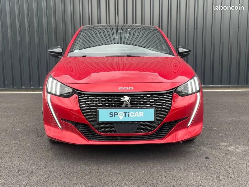 Peugeot 208 1.2 PureTech 100ch S&S GT Line (image 2)