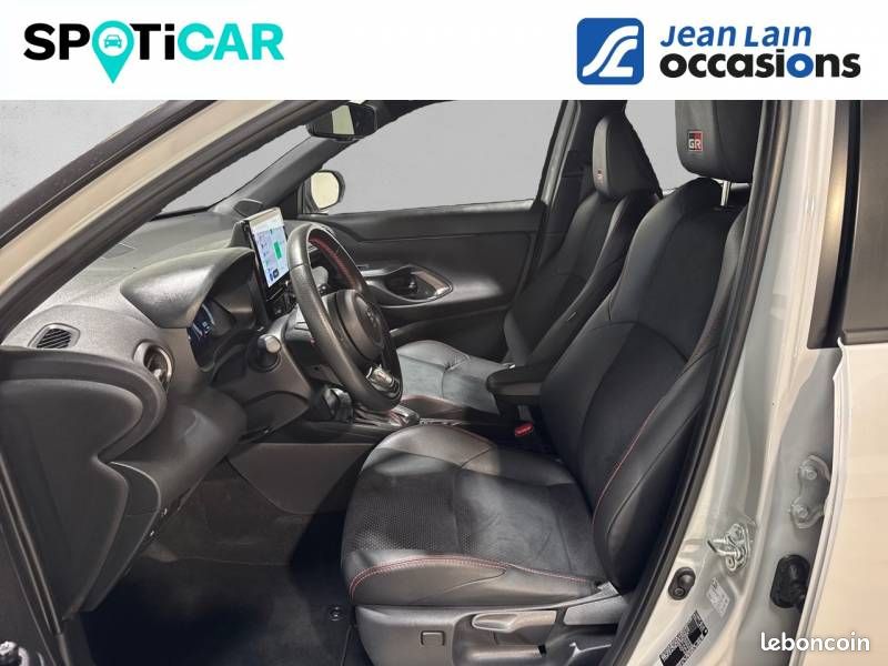 Toyota Yaris Cross Hybride 130h 2WD GR SPORT (image 11)