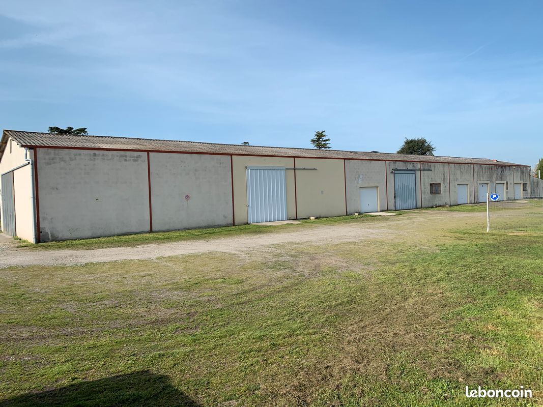 Local commercial 1 pièce 40 m² · à Muret · 40 m² · 420 €/mois