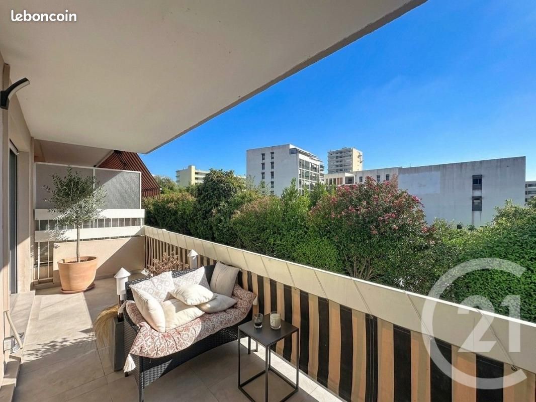 Appartement 4 pièces 64 m² · à Antibes · 64 m² · 1 990 €/mois