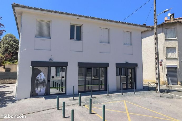 Immeuble 4 pièces 260 m²