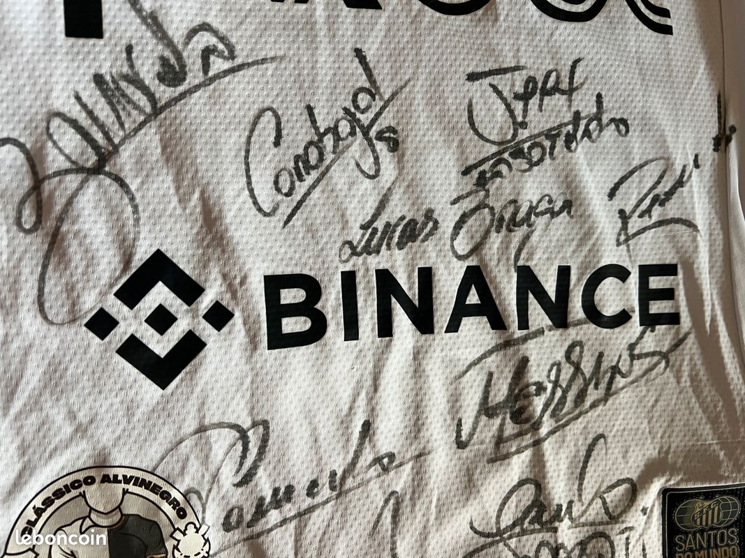 Cristiano Ronaldo | Maillots et ballons signés et certifiés