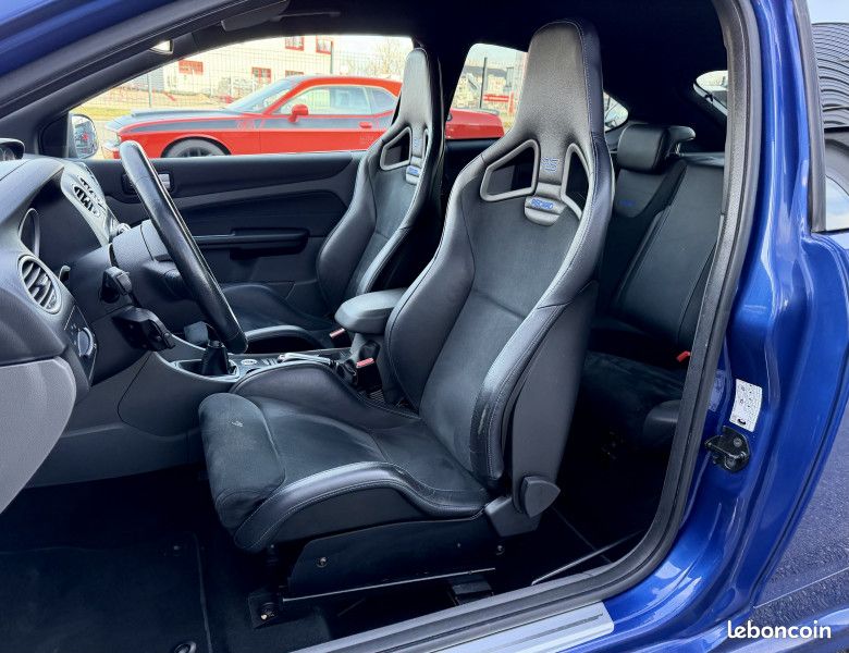 Ford FOCUS RS MK2 2.5 T 305 Ch / Performance blue (image 15)