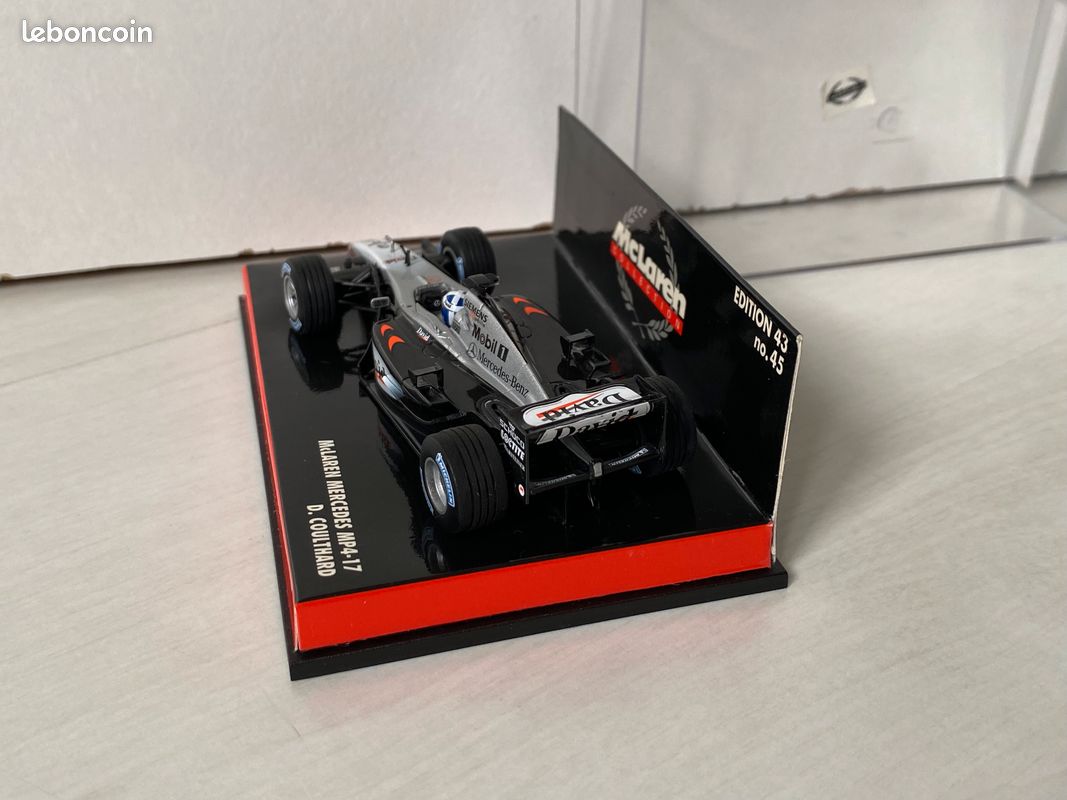 Miniature F1 Minichamps 1/43 - McLaren Mercedes MP4-17 - David Coulthard #3 - 2002