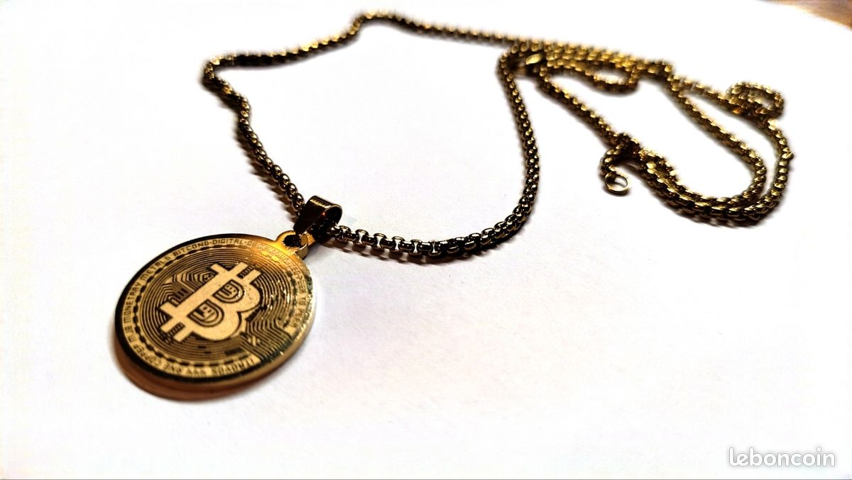 Chaîne avec pendentif bitcoin plaquée or crypto - Montres & Bijoux