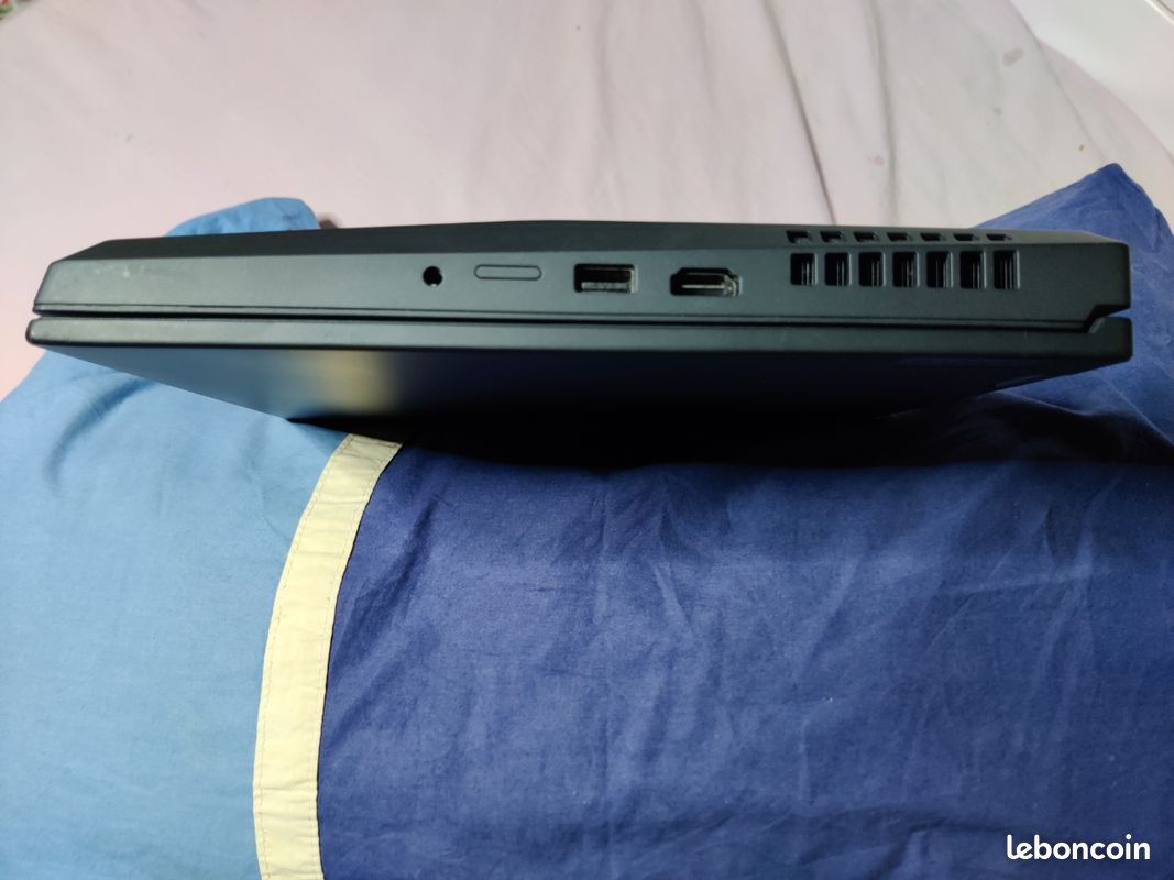 Station LENOVO Thinkpad P15 Gen1 CORE I9-10885H , 15,6" FHD, SSD 1000 GO , RAM 32GO W HELLO (image 4)