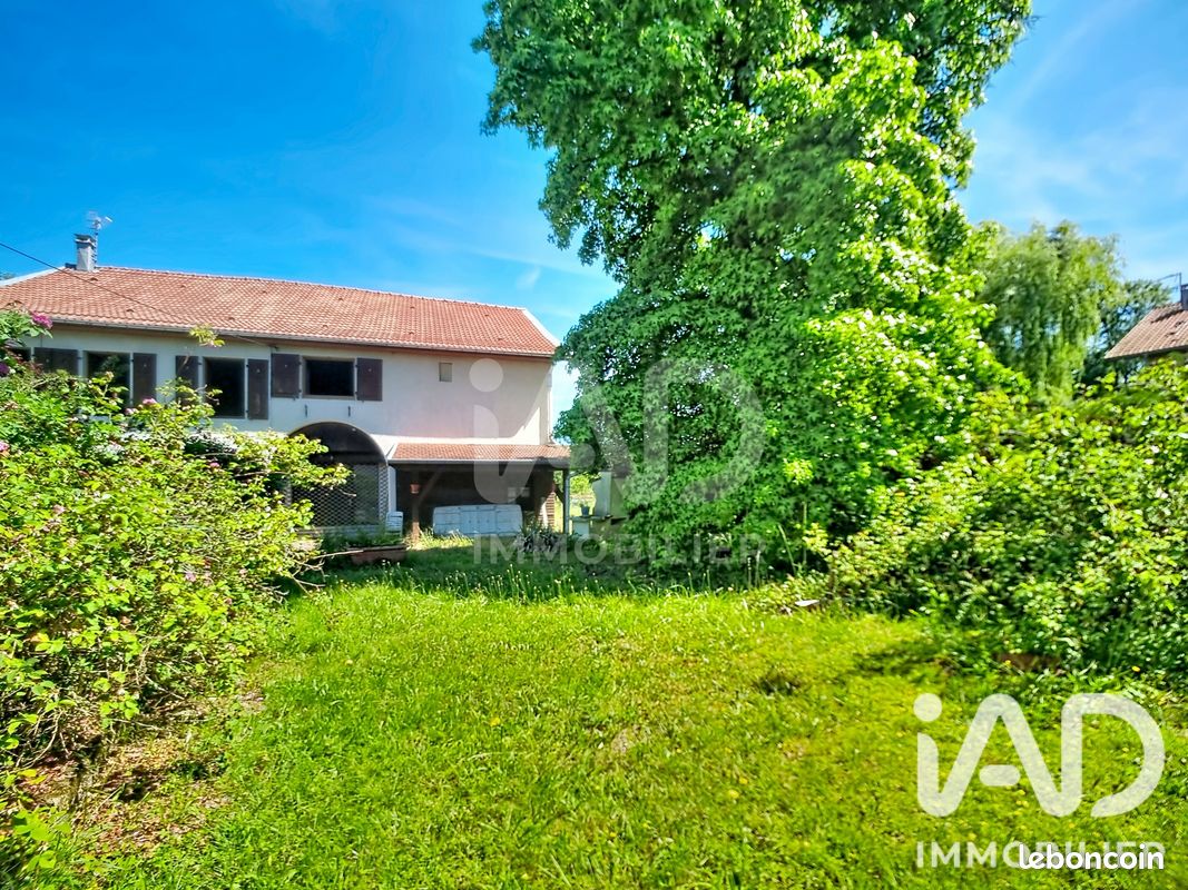 Maison 5 pièces 175 m² · à Remomeix · 175 m² · 193 500 €