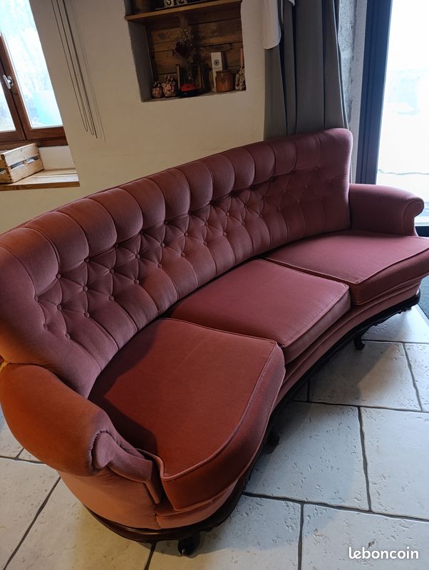 Salon vintage velours, dossiers hauts incurvés, canapé 3 places + 3 fauteuils, très confortables - Haute-Loire (image 1)